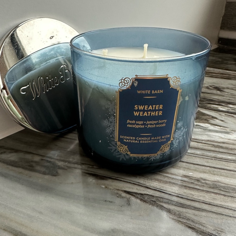 White Barn Sweater Weather Scented Candle - Blue